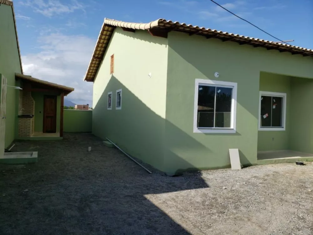 Casa à venda com 2 quartos, 110m² - Foto 2