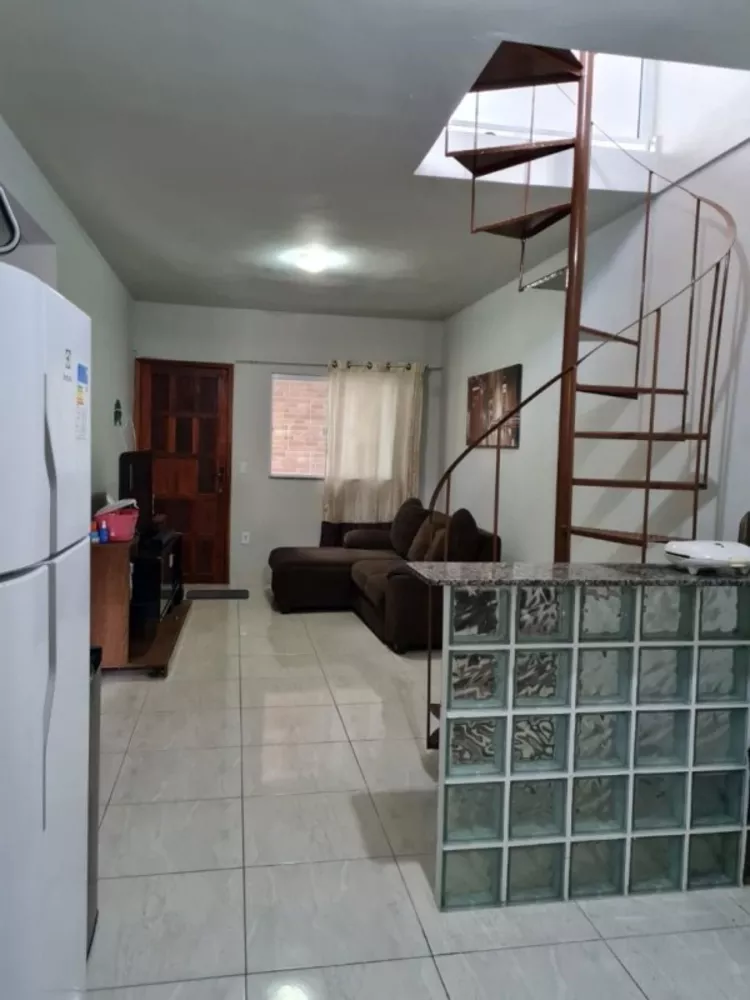 Casa à venda com 4 quartos, 180m² - Foto 3