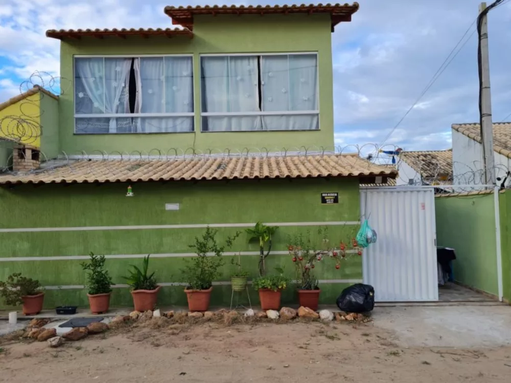 Casa à venda com 4 quartos, 180m² - Foto 1