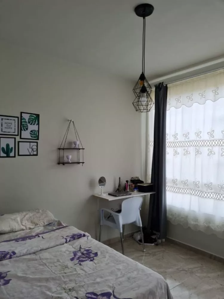 Casa à venda com 4 quartos, 180m² - Foto 4