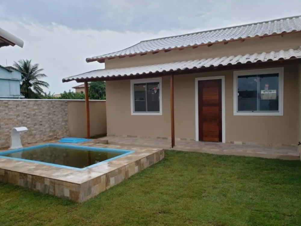 Casa à venda com 2 quartos, 120m² - Foto 1