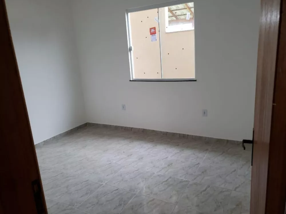 Casa à venda com 2 quartos, 120m² - Foto 3