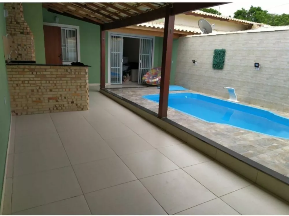 Casa à venda com 2 quartos, 130m² - Foto 1