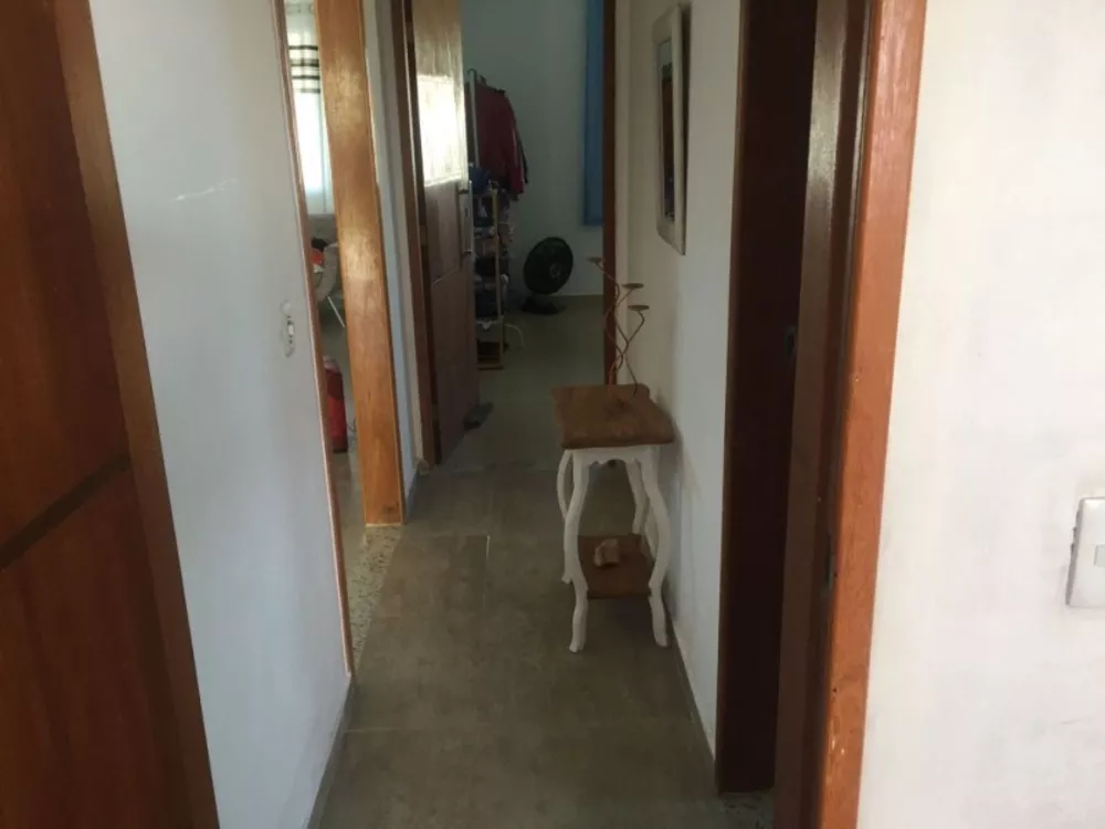 Casa à venda com 2 quartos, 300m² - Foto 8