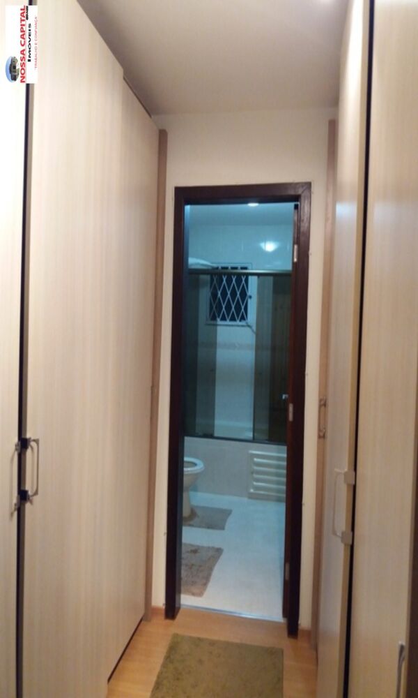 Casa à venda com 4 quartos, 233m² - Foto 9