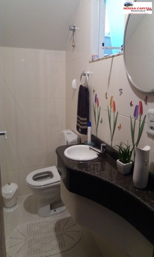 Casa à venda com 4 quartos, 233m² - Foto 4