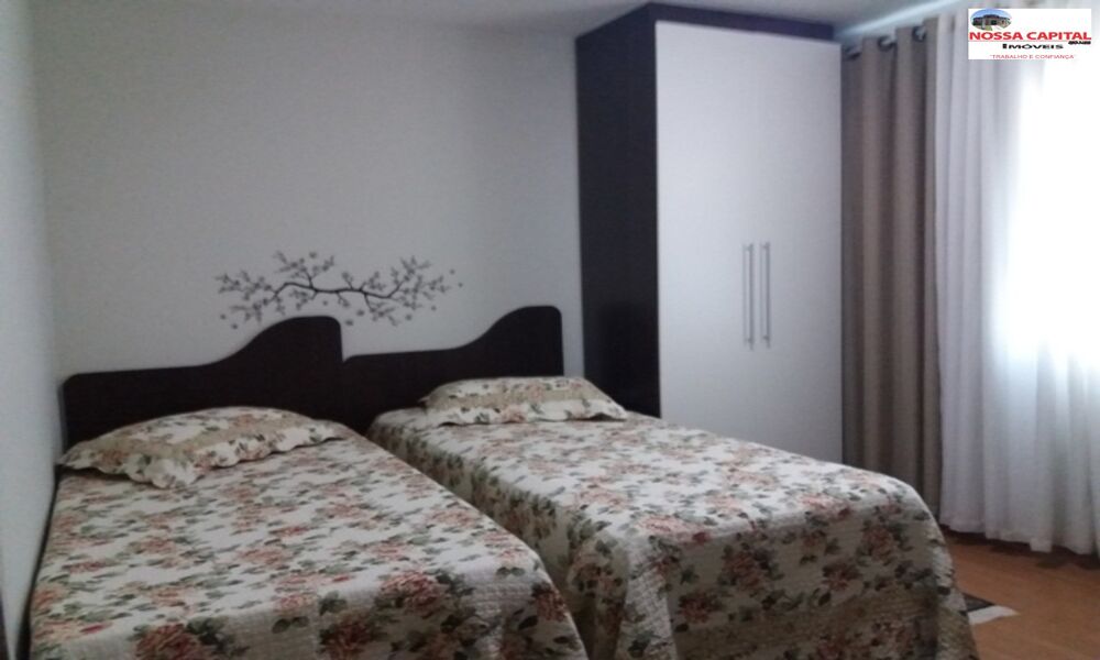 Casa à venda com 4 quartos, 233m² - Foto 11