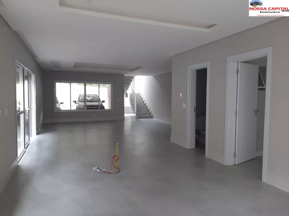 Casa à venda com 4 quartos, 278m² - Foto 7