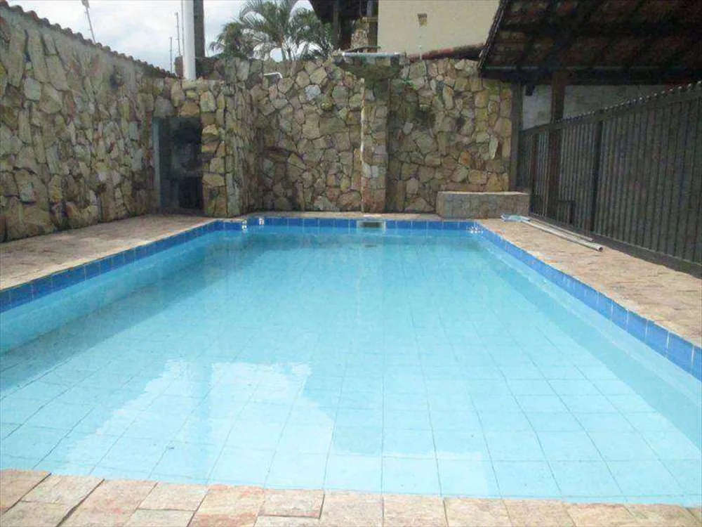 Casa, 3 quartos, 303 m² - Foto 2