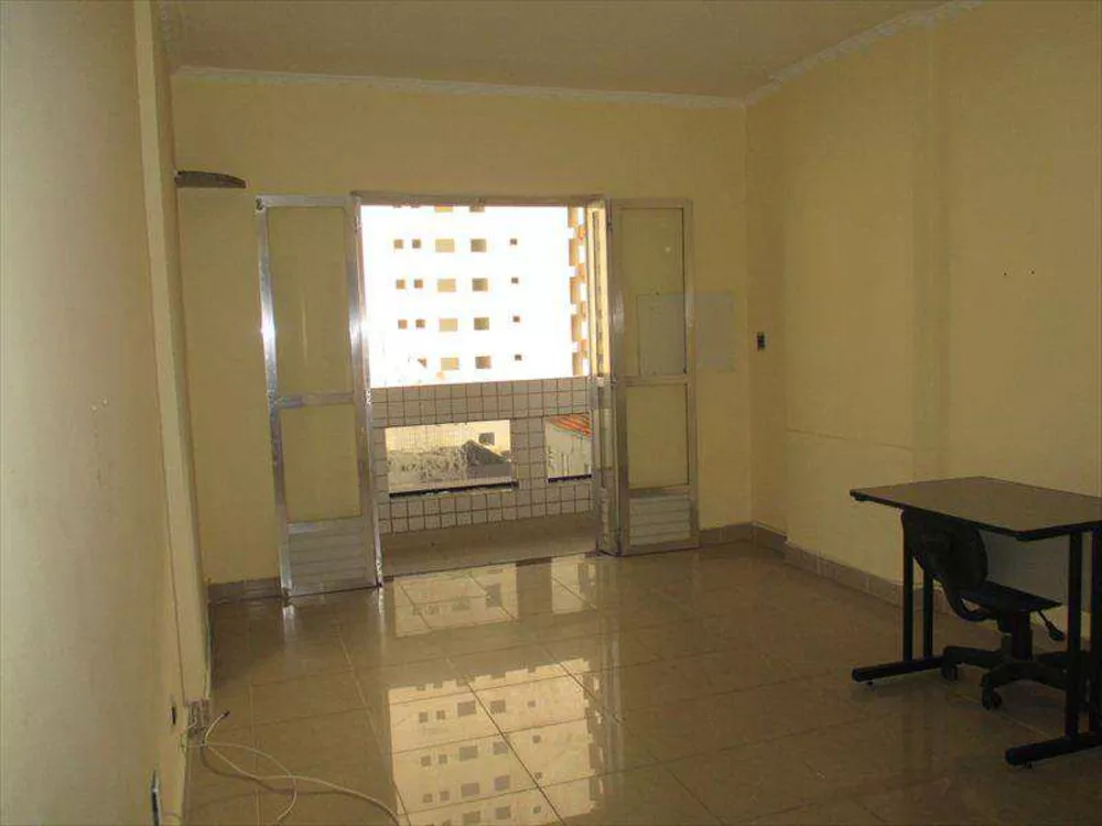 Apartamento à venda com 2 quartos, 70m² - Foto 1