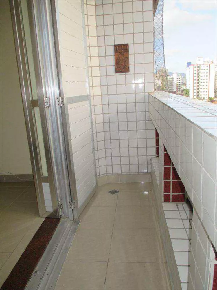 Apartamento à venda com 2 quartos, 70m² - Foto 5