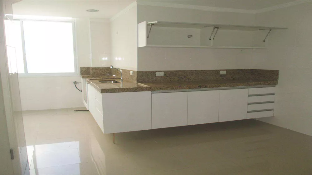 Apartamento à venda com 3 quartos, 149m² - Foto 7