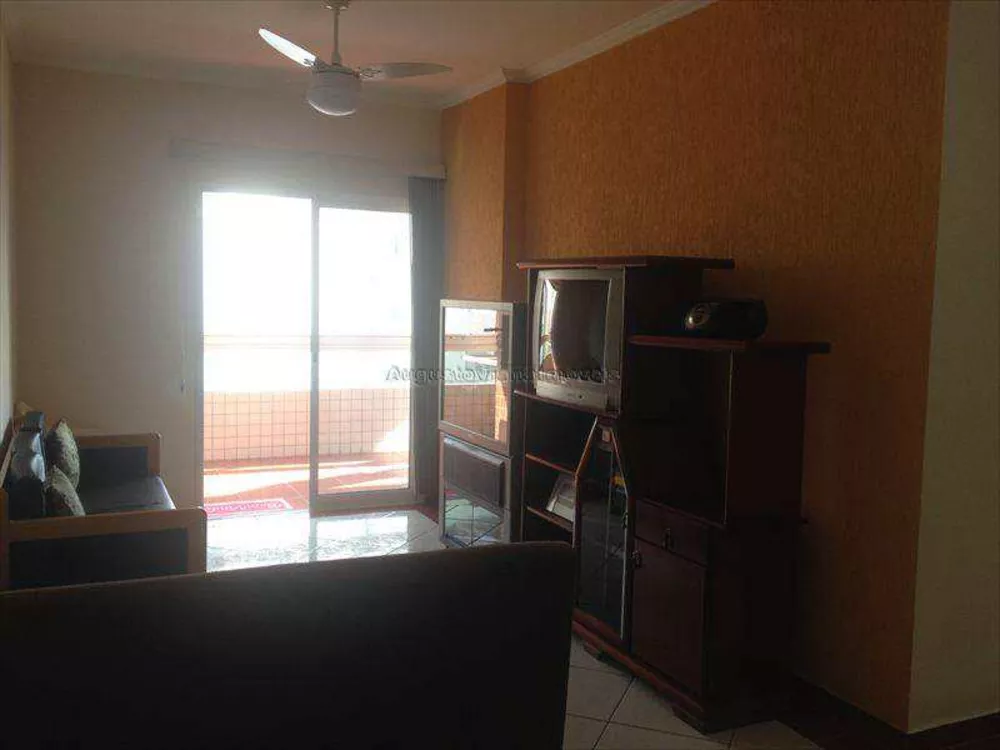 Apartamento à venda com 3 quartos, 95m² - Foto 2