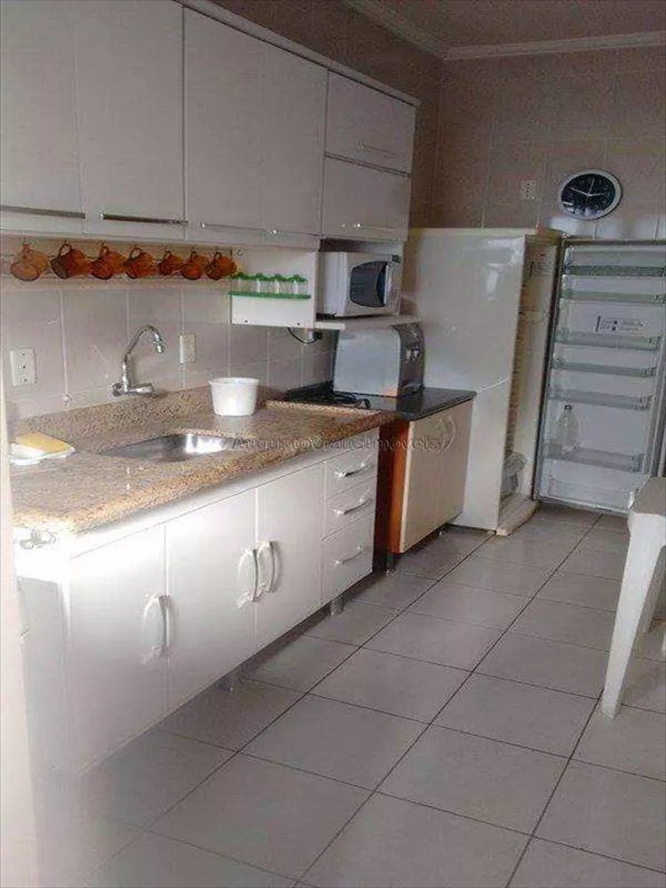 Apartamento à venda com 3 quartos, 95m² - Foto 10