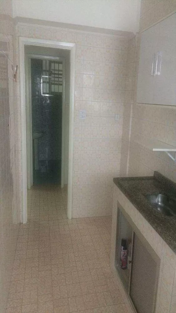 Apartamento à venda com 1 quarto, 50m² - Foto 15