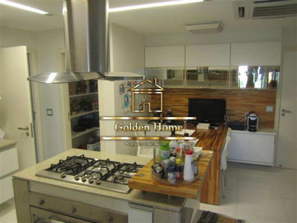 Apartamento para alugar com 4 quartos, 300m² - Foto 4