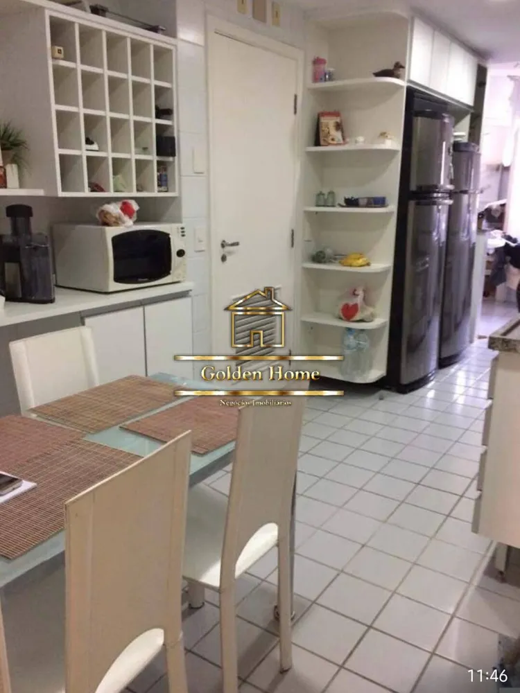 Apartamento, 3 quartos, 240 m² - Foto 2