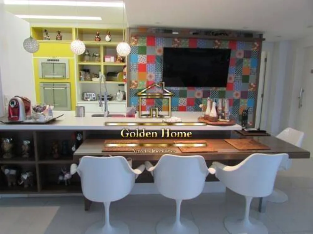 Apartamento, 3 quartos, 220 m² - Foto 1