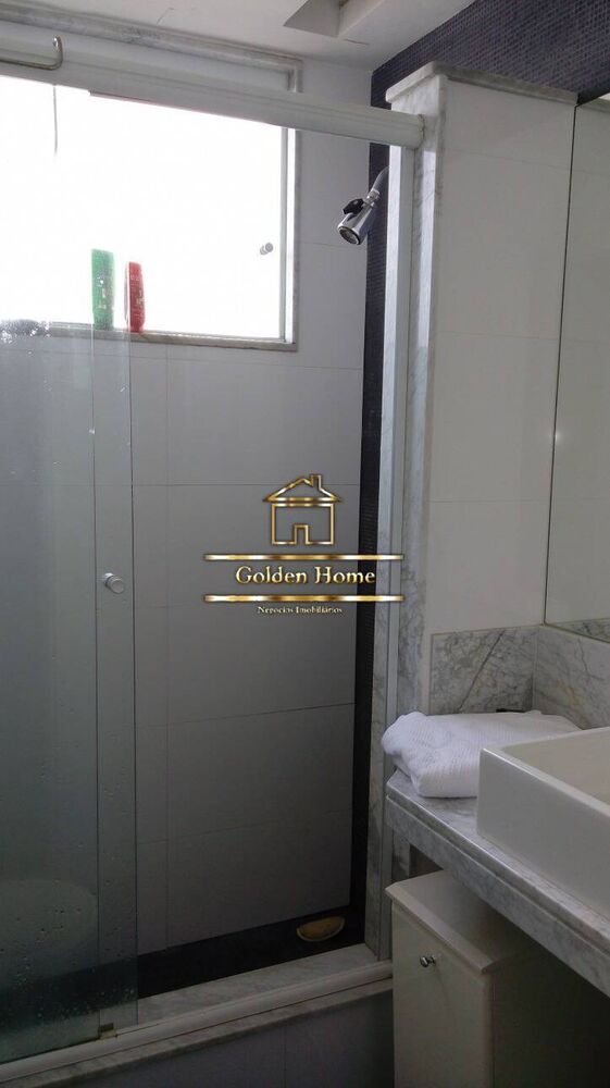 Casa à venda e aluguel com 5 quartos, 602m² - Foto 1