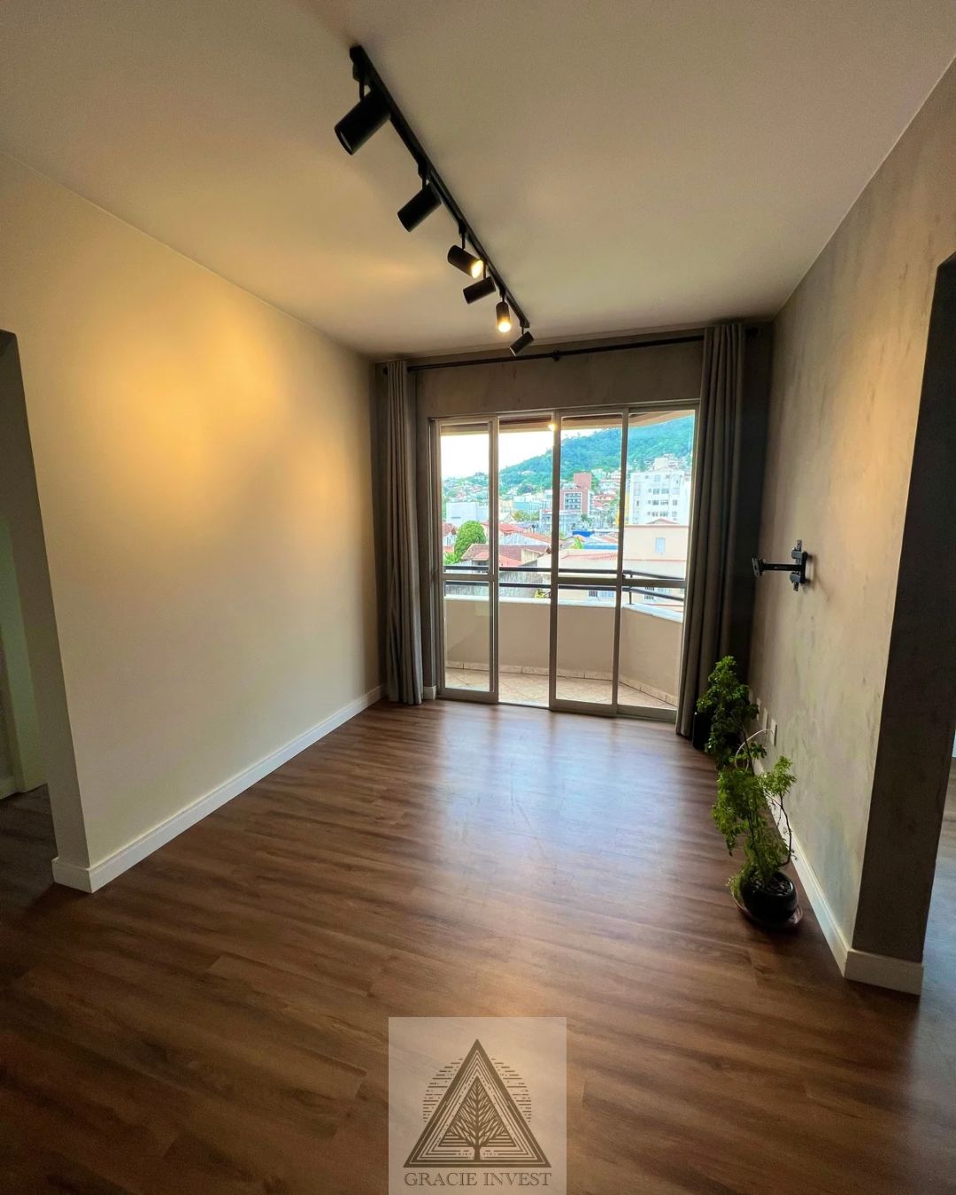 Apartamento à venda com 2 quartos, 62m² - Foto 5