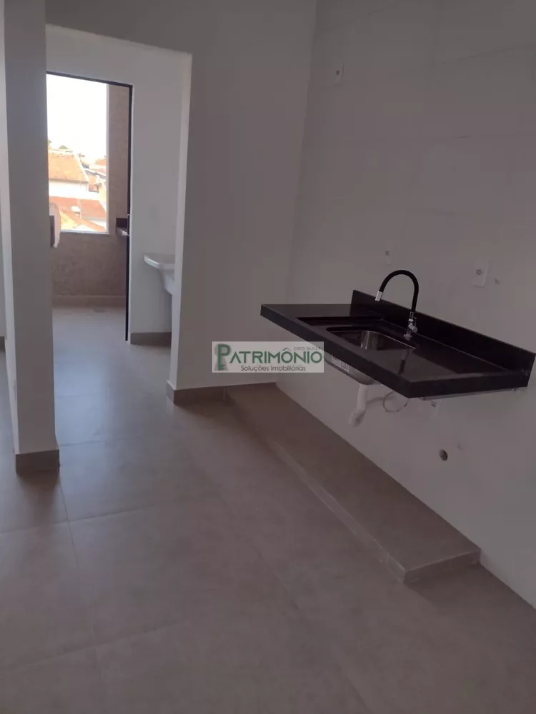 Apartamento à venda com 2 quartos, 40m² - Foto 1