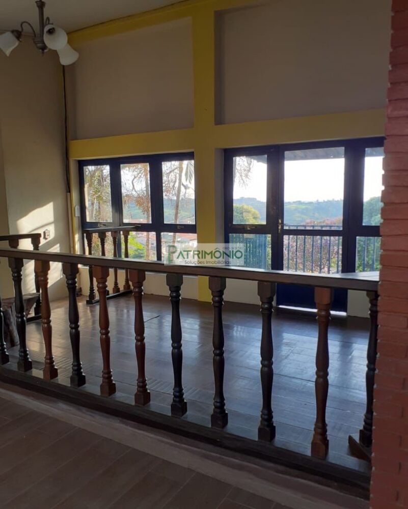 Casa à venda com 2 quartos, 243m² - Foto 4
