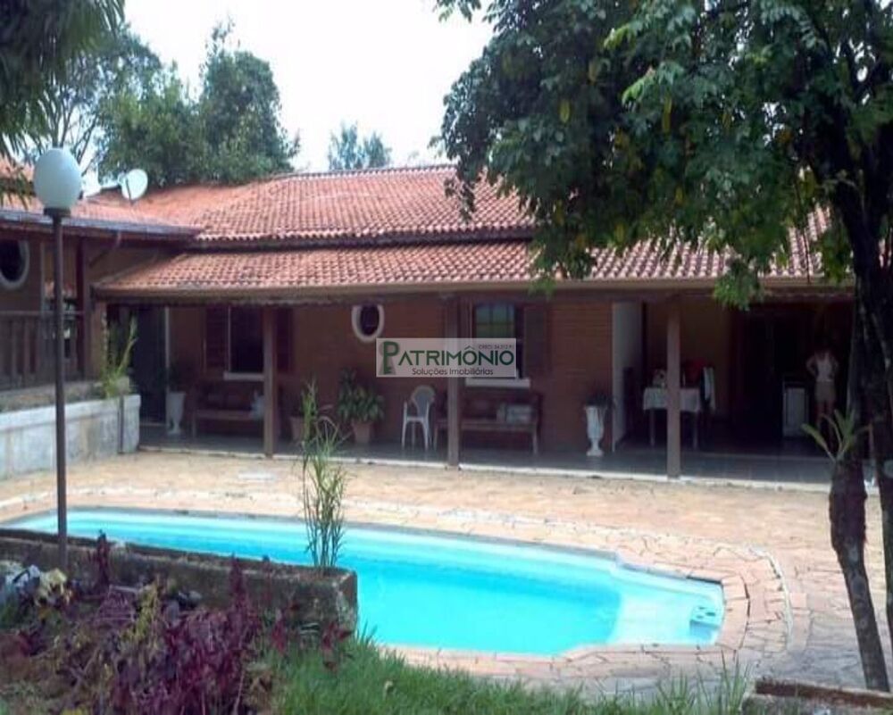 Chácara, 4 quartos, 1250 m² - Foto 1