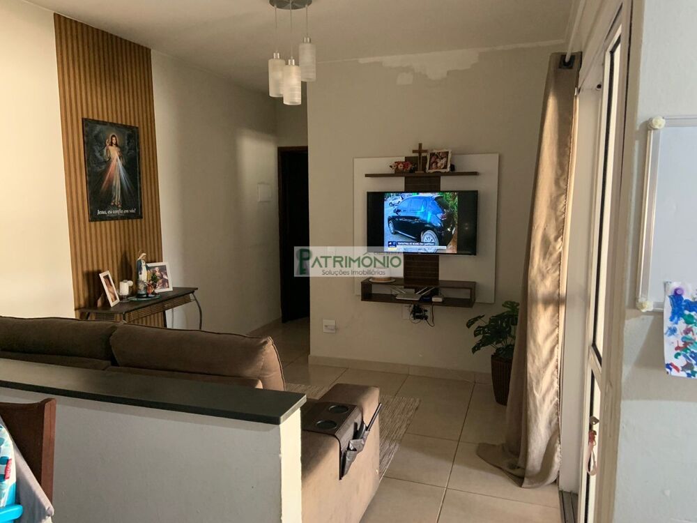 Casa, 3 quartos - Foto 1