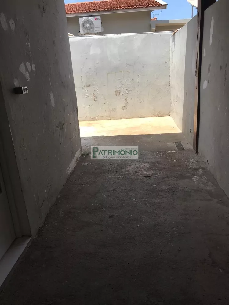 Prédio Inteiro para alugar com 2 quartos, 146m² - Foto 2