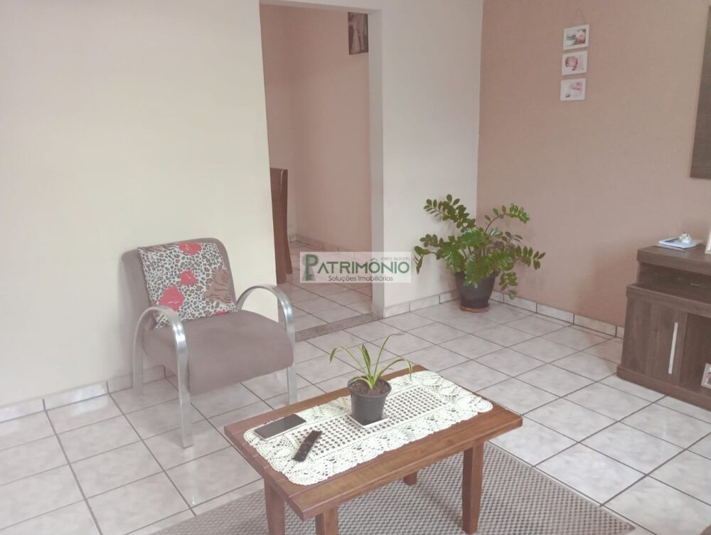 Casa, 2 quartos, 260 m² - Foto 1