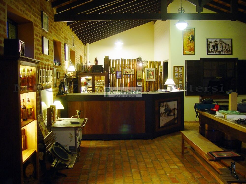 Chácara à venda com 3 quartos, 700m² - Foto 2