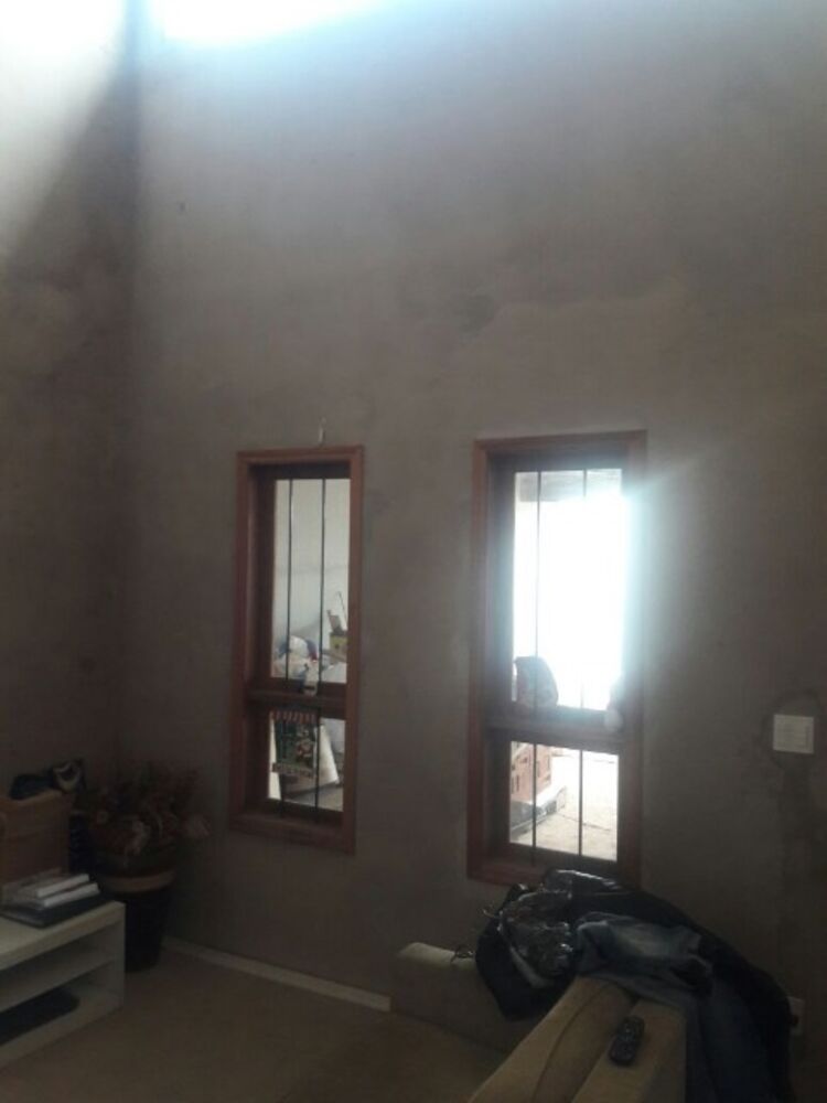 Casa à venda com 4 quartos, 200m² - Foto 2
