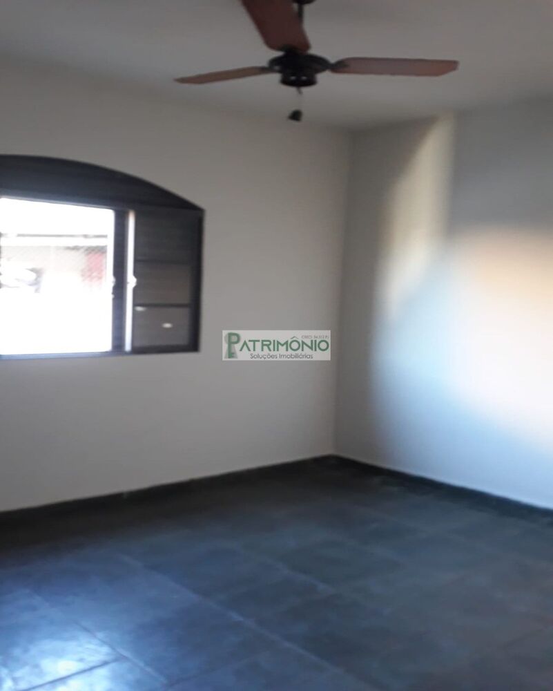 Casa, 3 quartos, 130 m² - Foto 2