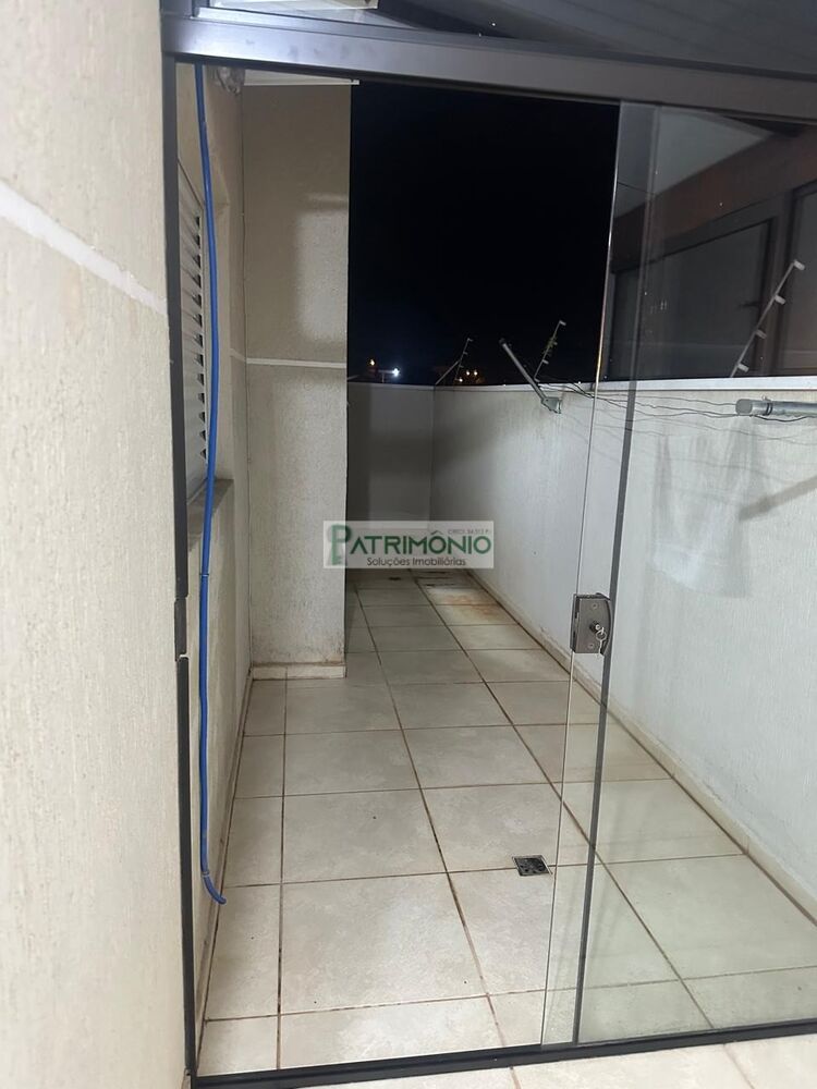 Apartamento à venda com 2 quartos, 80m² - Foto 5