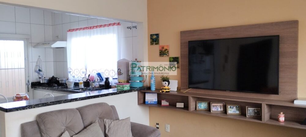 Casa, 2 quartos, 74 m² - Foto 1