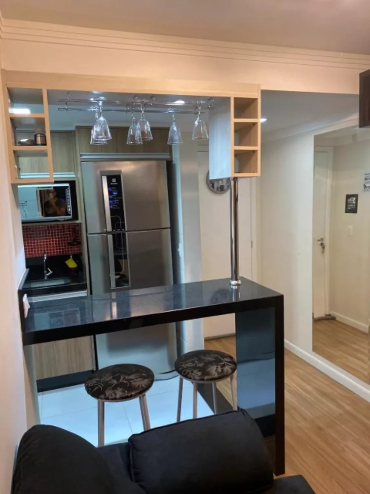 Apartamento à venda com 2 quartos, 41m² - Foto 3