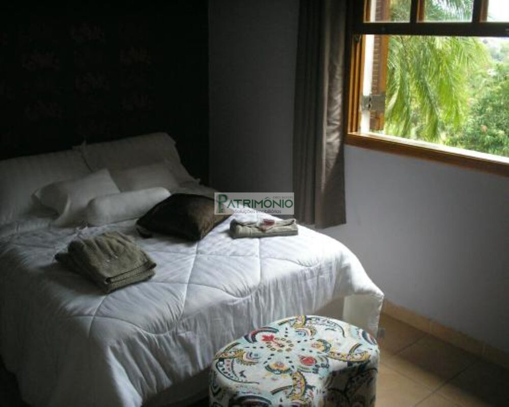 Chácara, 5 quartos, 1354 m² - Foto 4