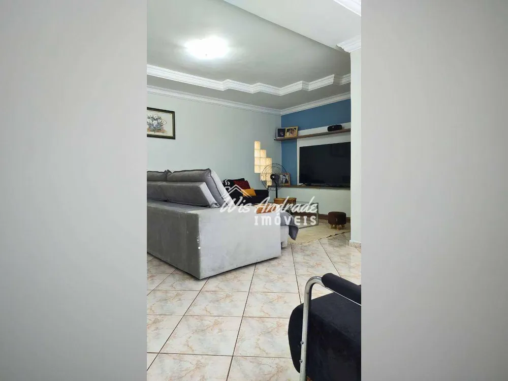 Casa, 5 quartos, 201 m² - Foto 4