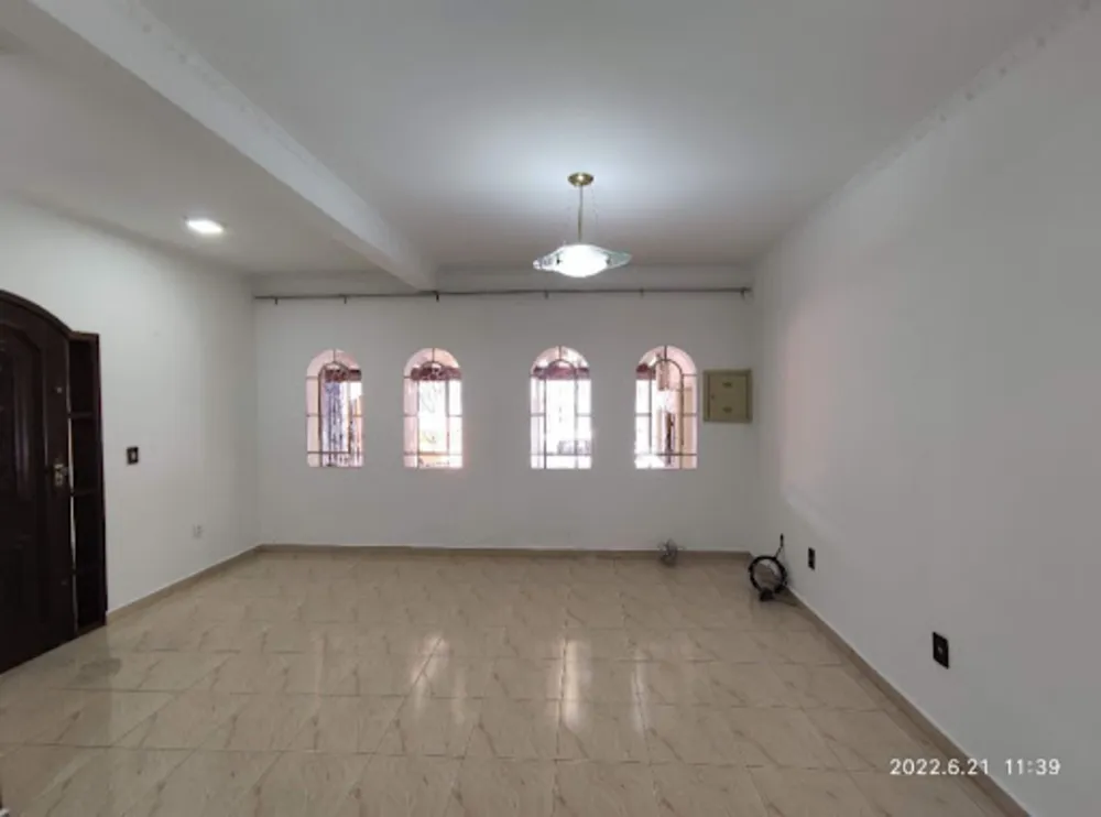 Sobrado, 3 quartos, 198 m² - Foto 1