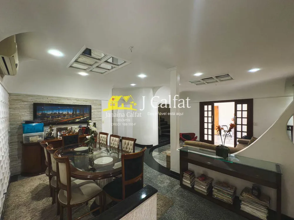 Casa, 4 quartos, 288 m² - Foto 2