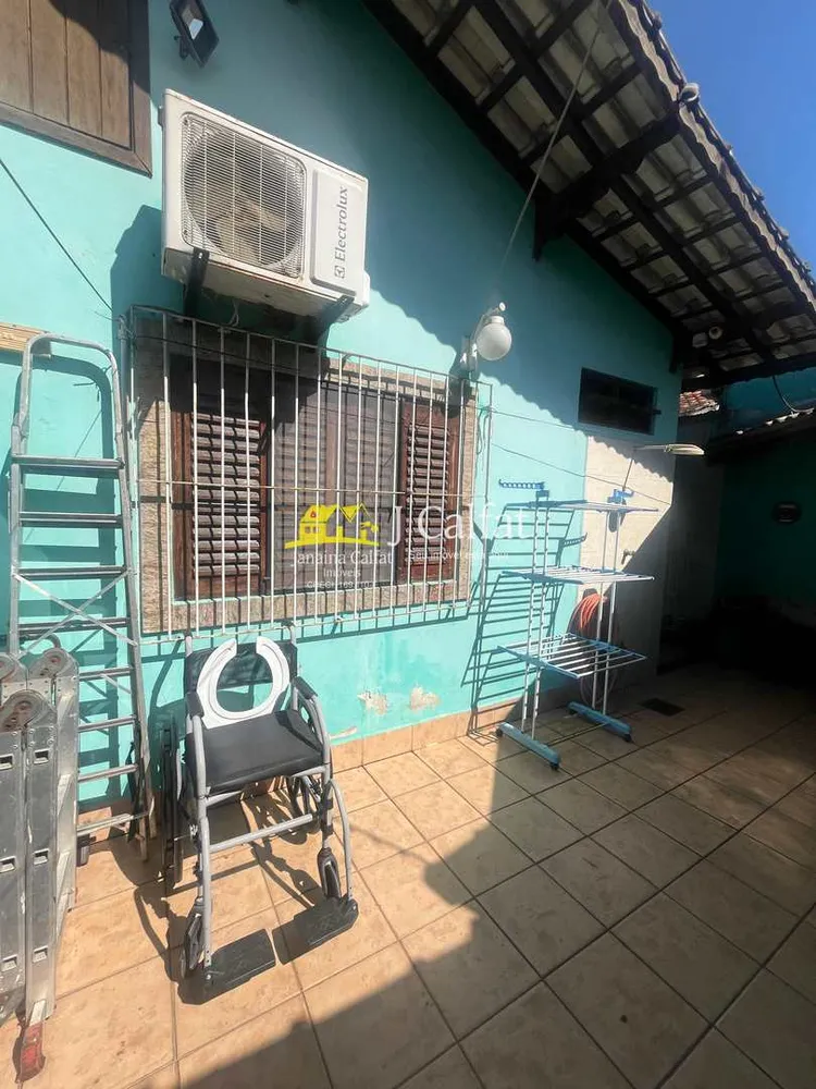 Casa, 3 quartos, 180 m² - Foto 1