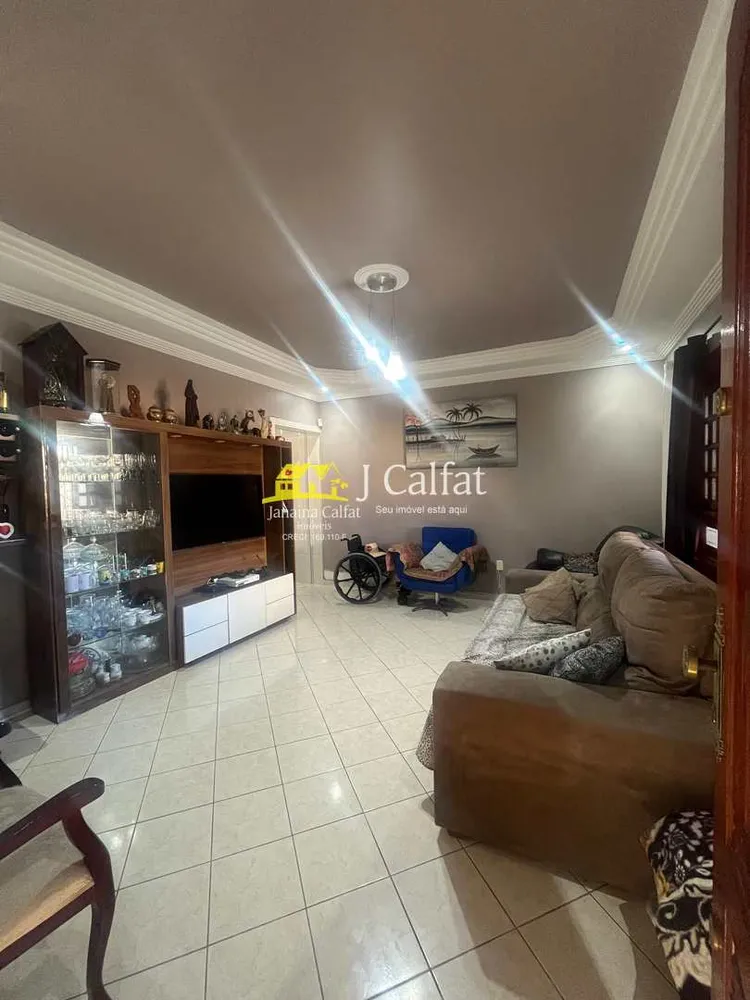 Casa, 3 quartos, 180 m² - Foto 1