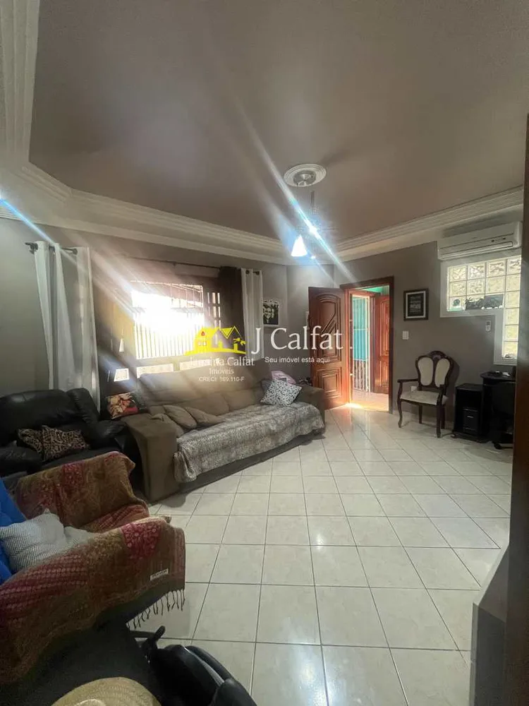 Casa, 3 quartos, 180 m² - Foto 2