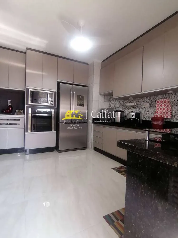 Apartamento, 3 quartos, 137 m² - Foto 9