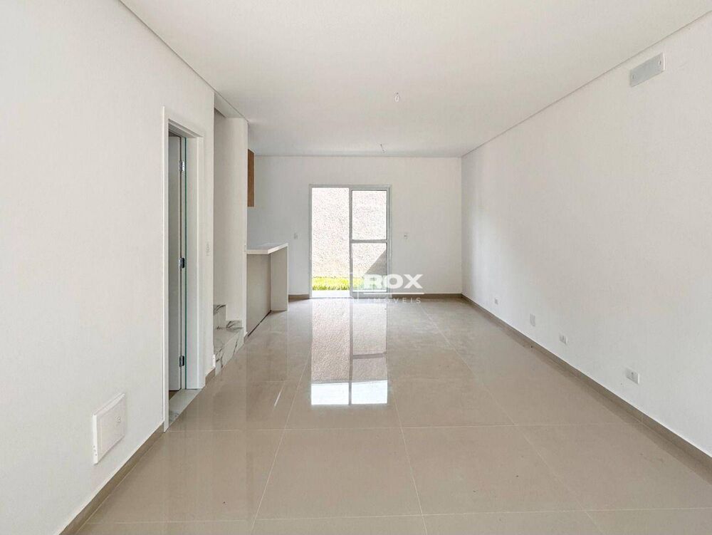 Sobrado à venda com 3 quartos, 109m² - Foto 2