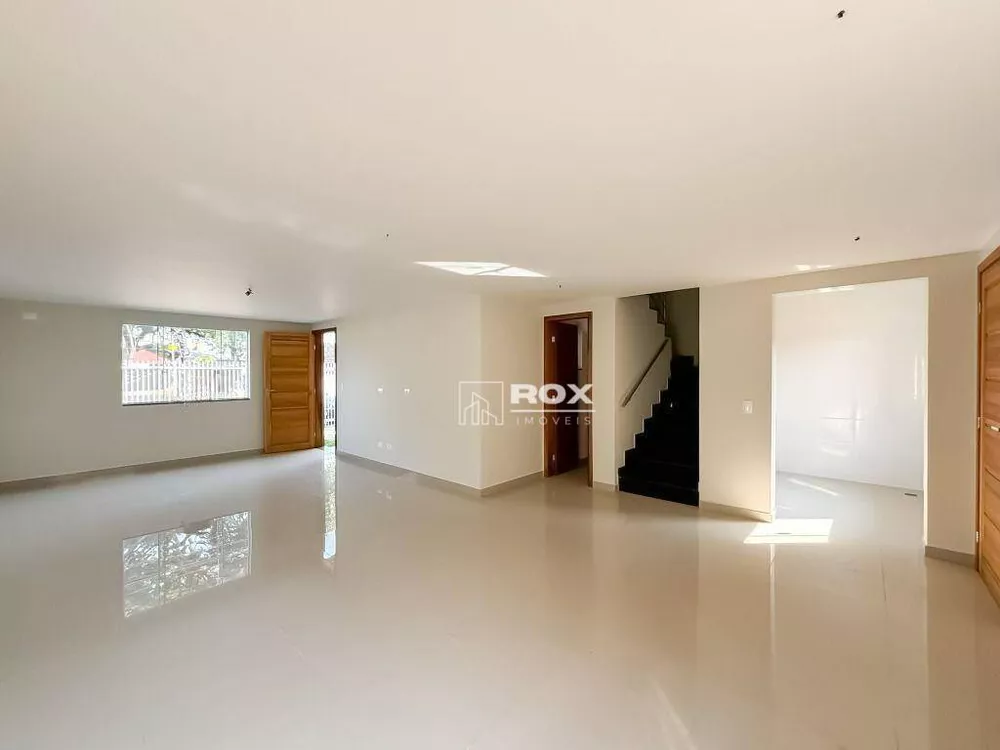 Sobrado à venda com 3 quartos, 131m² - Foto 1