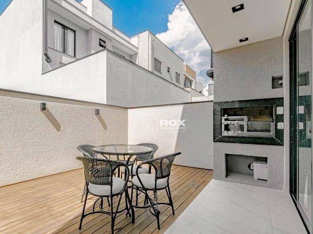 Casa de Condomínio à venda com 4 quartos, 293m² - Foto 2