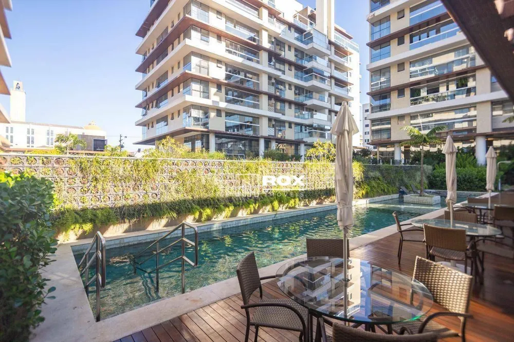 Cobertura, 3 quartos, 247 m² - Foto 8