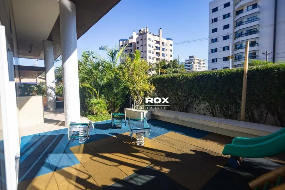 Cobertura, 3 quartos, 247 m² - Foto 10