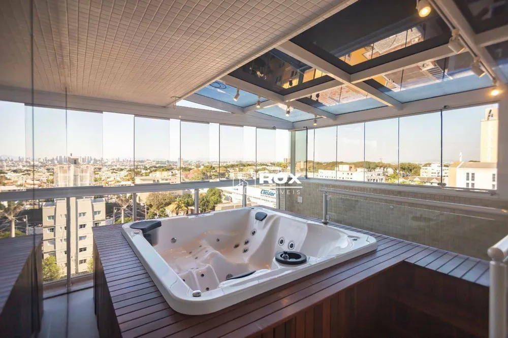 Cobertura, 3 quartos, 247 m² - Foto 1